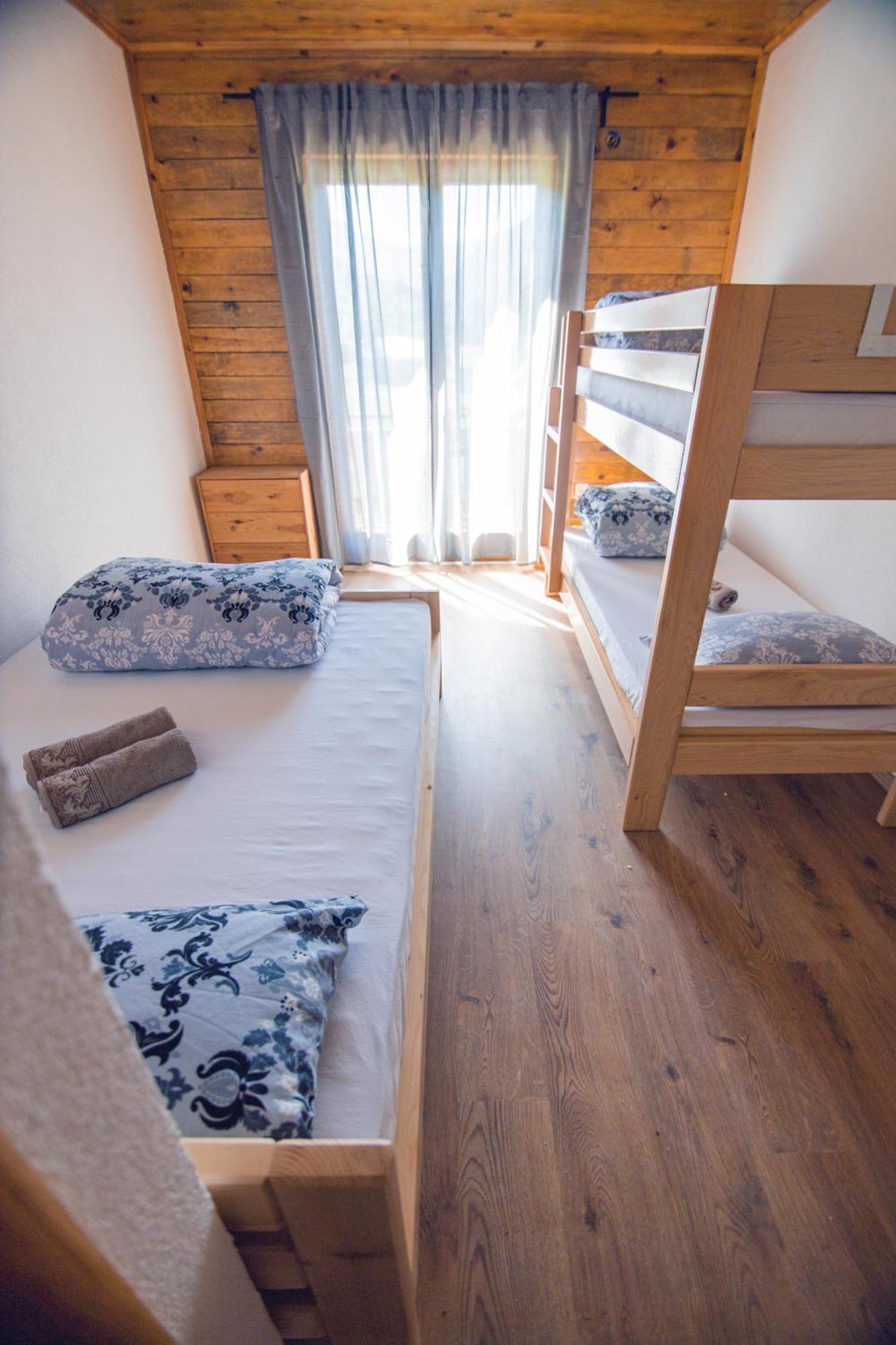 Outdoor Resort Tarasport Фоча Экстерьер фото
