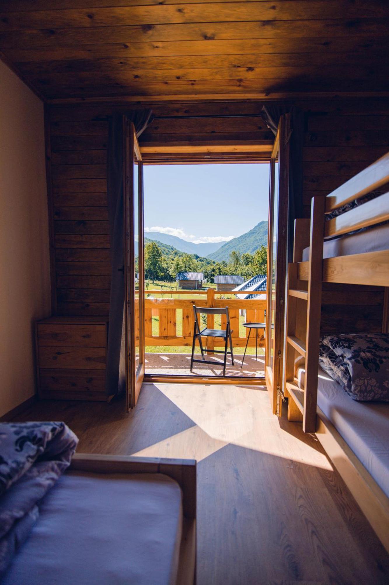Outdoor Resort Tarasport Фоча Экстерьер фото